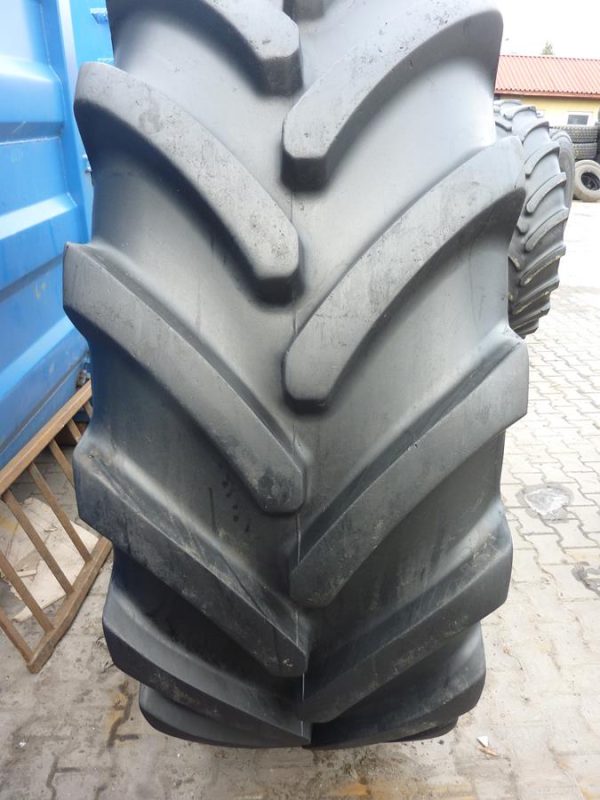 Opona używana rolnicza 710/75R42 BRIDGESTONE VT TRACTOR 5800zł W3043 - obrazek 6