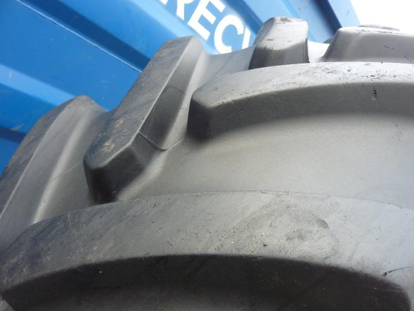 Opona używana rolnicza 710/75R42 BRIDGESTONE VT TRACTOR 5800zł W3043 - obrazek 9