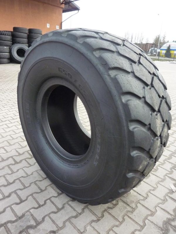 Opona używana przemysłowa 650/65R25 MICHELIN XLD L3; 2800zł W3047 - obrazek 2