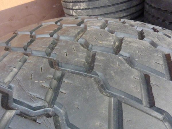 Opona używana przemysłowa 650/65R25 25/65R25 MICHELIN XHA2 500zł W3052 - obrazek 7