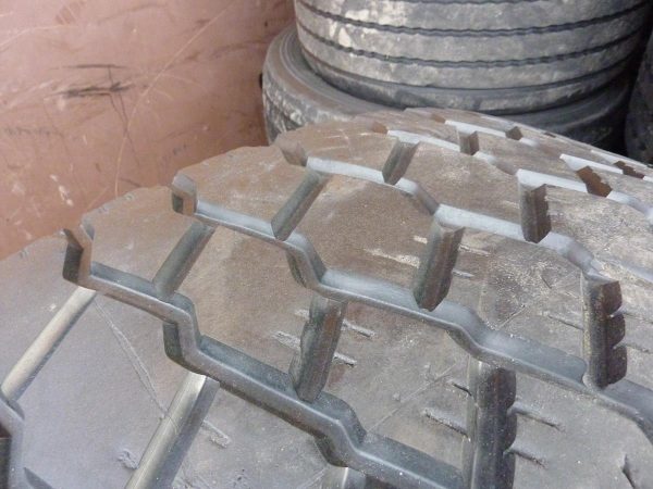 Opona używana przemysłowa 650/65R25 25/65R25 MICHELIN XHA2 500zł W3052 - obrazek 8