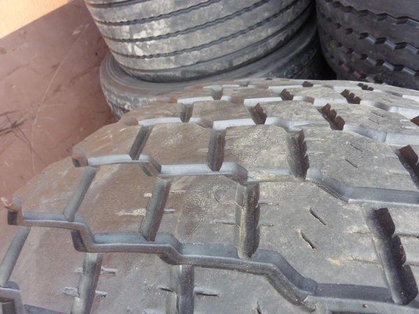 Opona używana przemysłowa 650/65R25 25/65R25 MICHELIN XHA2 500zł W3052 - obrazek 9
