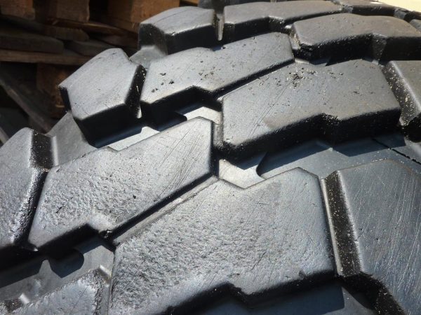 2 x Opona używana przemysłowa 365/80R20 CONTINENTAL HCS 900zł W1884 - obrazek 6