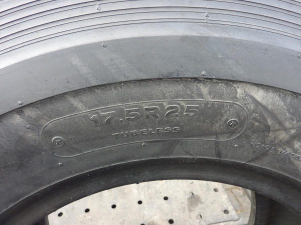Opona używana przemysłowa 17.5R25 BRIDGESTONE SNOW WEDGE 1000zł W3056 - obrazek 4