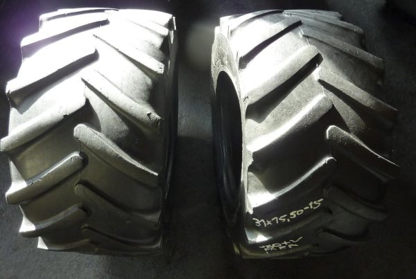 2 x Opona używana rolnicza 31x15,50-15 ALLIANCE HIGH 200zł W3075