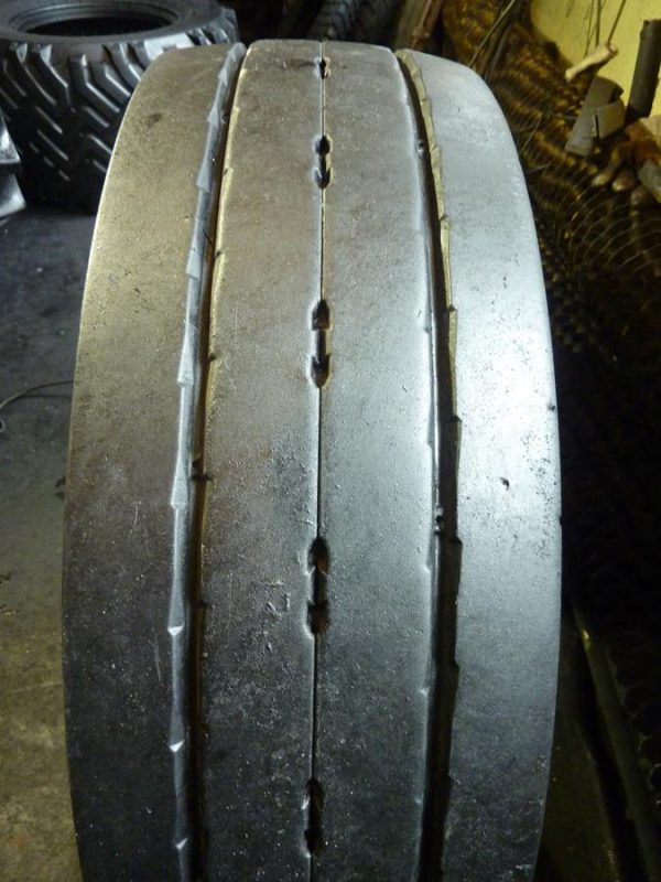 Opona używana ciężarowa 245/70R17,5 MICHELIN XMULTI T 450zł C2045 - obrazek 5