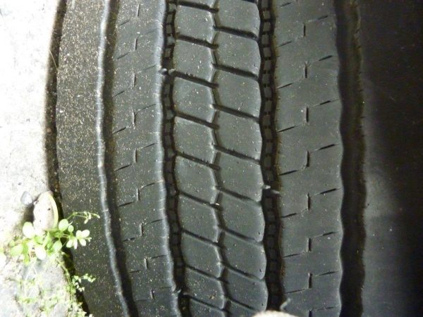 Opona używana ciężarowa 385/55R22,5 BRIDGESTONE M788 490zł C138 - obrazek 4
