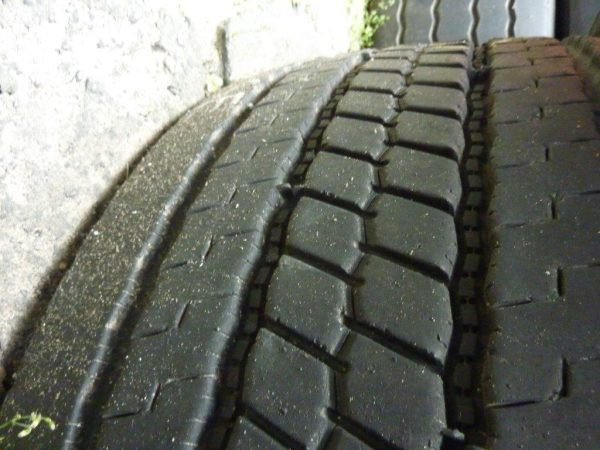 Opona używana ciężarowa 385/55R22,5 BRIDGESTONE M788 490zł C138 - obrazek 5