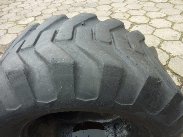 Opona używana rolnicza 14-17,5 FIRESTONE SUPER TRACTION 200zł W1214 - obrazek 4
