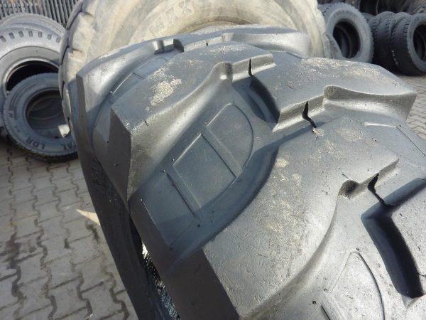 Opona używana przemysłowa 16,9-24 BOSTONE INDUSTRIAL 1000zł W3094 - obrazek 8