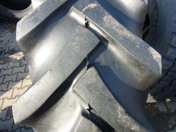 Opona używana rolnicza 14,9-30 FIRESTONE ALL TRACTION 700zł W3097 - obrazek 5