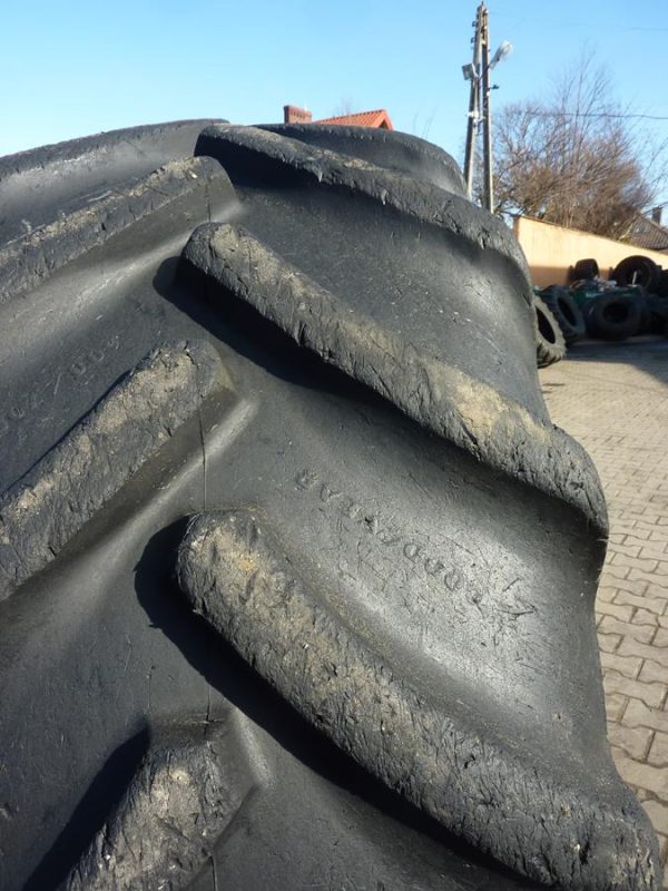 Opona używana rolnicza 600/70R30 GOODYEAR OPTITRAC 900zł W3102 - obrazek 7