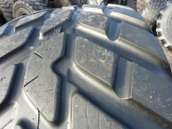 2x Opona używana przemysłowa 620/60R26.5 NOKIAN COUNTRY KING 2450zł W3119 - obrazek 7