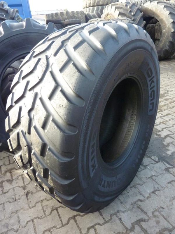 2x Opona używana przemysłowa 620/60R26.5 NOKIAN COUNTRY KING 2450zł W3119 - obrazek 2