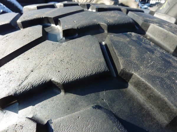 2 x Opona używana przemysłowa 395/85R20 CONTINENTAL HCS 600zł W3136 - obrazek 8