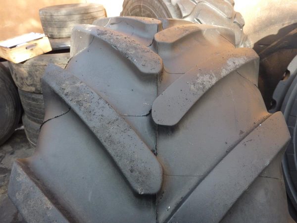 Opona używana rolnicza 440/65R28 MICHELIN MULTIBIB 1300zł W3139 - obrazek 5