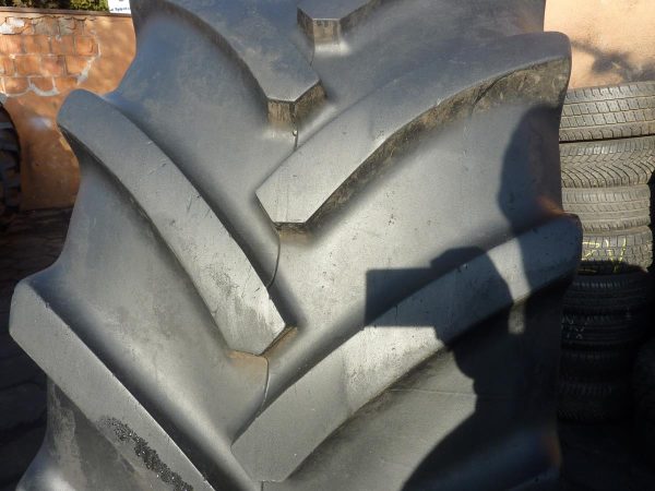 Opona używana rolnicza 650/65R38 CONTINENTAL SVT 2700zł W3156