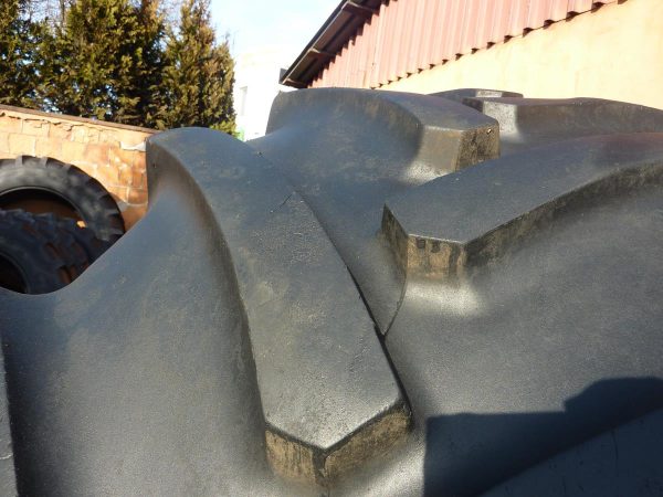 Opona używana rolnicza 650/65R38 CONTINENTAL SVT 2700zł W3156 - obrazek 7
