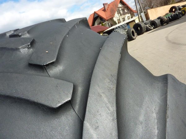 2 x Opona używana rolnicza 650/65R38 CONTINENTAL CONTRACT 900zł W3185 - obrazek 7