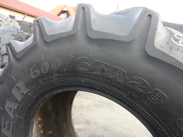 Opona używana rolnicza 600/65R28 GOODYEAR OPTITRAC 1200zł W3187 - obrazek 3