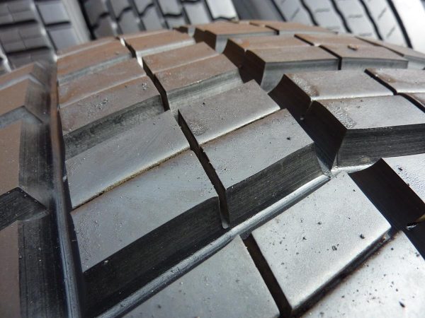 4x Opona używana ciężarowa 295/55R22.5 CONTINENTAL  450zł C2053 - obrazek 8