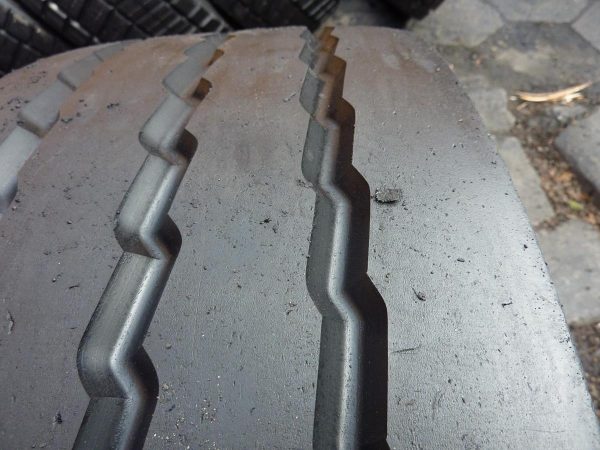 Opona używana ciężarowa 255/60R19.5 MICHELIN XMAXITRILER 450zł C2054 - obrazek 6