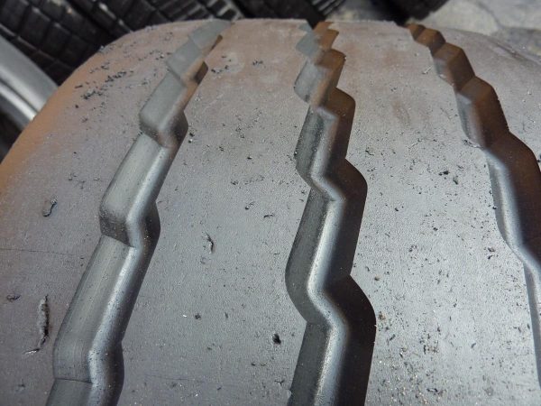 Opona używana ciężarowa 255/60R19.5 MICHELIN XMAXITRILER 450zł C2054 - obrazek 7