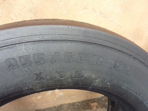Opona używana ciężarowa 255/60R19.5 MICHELIN XMAXITRILER 450zł C2054 - obrazek 15