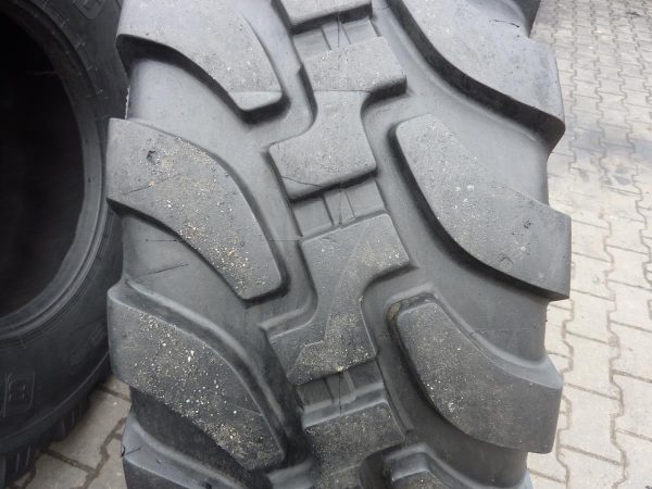 Opona używana przemysłowa 19.5R22.5 500/70R22.5 BANDENMARKT FLOTAGRIP 900zł W3231 - obrazek 4