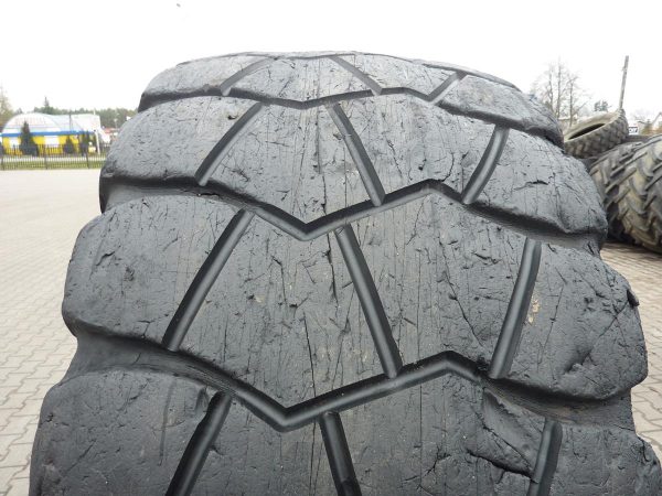 Opona używana przemysłowa 29.5R25 GOODYEAR 2200zł W3235 - obrazek 5