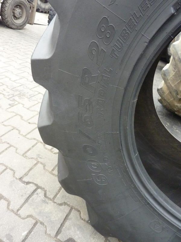 Opona używana rolnicza 600/65R28 MIECHELIN MACHXBIB 1800zł W3241 - obrazek 3