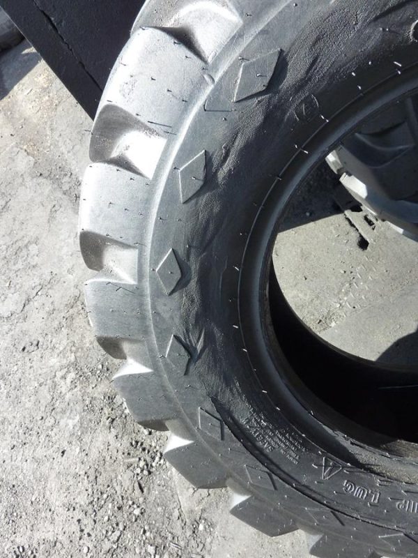 2 x Opona używana przemysłowa 12.5/80-18 GOODYEAR SUPER GRIP LUG 1000zł W3225 - obrazek 5