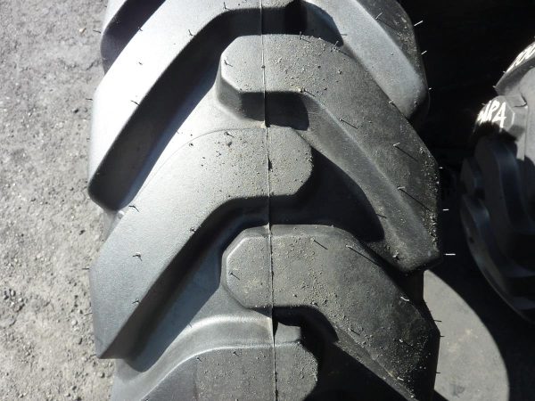 2 x Opona używana przemysłowa 12.5/80-18 GOODYEAR SUPER GRIP LUG 1000zł W3225 - obrazek 6