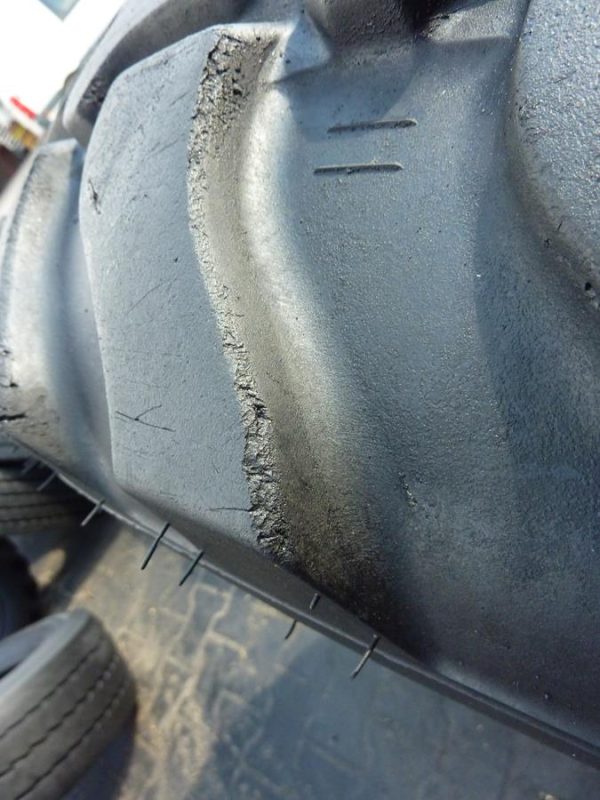 Opona używana przemysłowa 365/70R18 DUNLOP SP T9; 900zł W3248 - obrazek 10