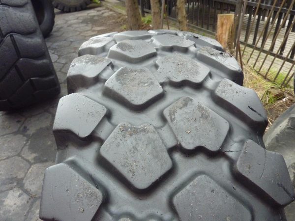 Opona używana przemysłowa 14.00R20 MICHELIN XZL 600zł W3255 - obrazek 6