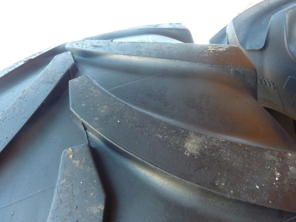 Opona używana rolnicza 650/65R42 VREDESTEIN TRAXION 1000zł W3261 - obrazek 9