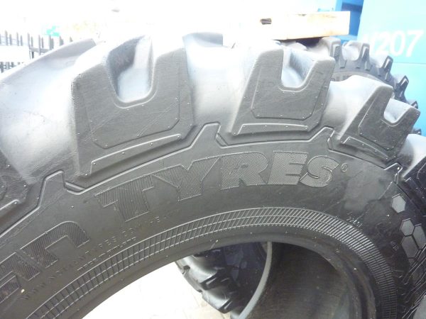 Opona używana rolnicza 540/70R30 NOKIAN TRACTOR KING 1800zł W3272 - obrazek 11
