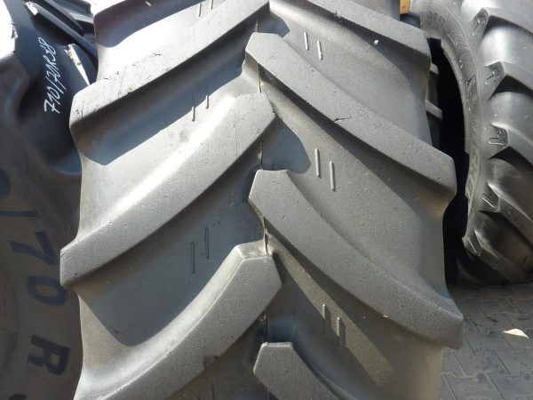 Opona używana rolnicza 600/65R38 CULTOR RADIAL 65; 1900zł W3275 - obrazek 4