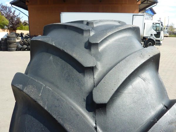 2 x Opona używana rolnicza 540/65R38 MICHELIN XM108; 1200zł W3277 - obrazek 11