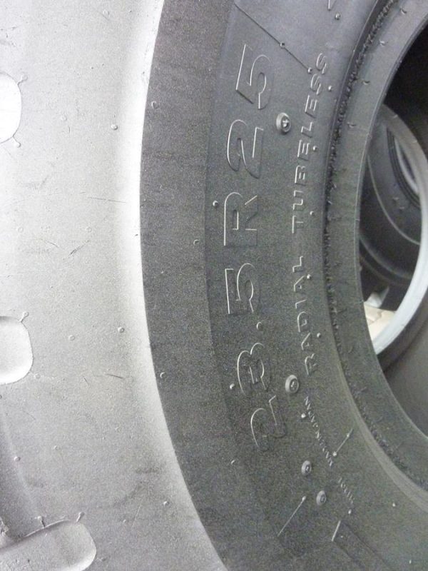 4 x Opona używana przemysłowa 23.5R25 BRIDGESTONE VJT 2400zł W3323 REZERW - obrazek 3