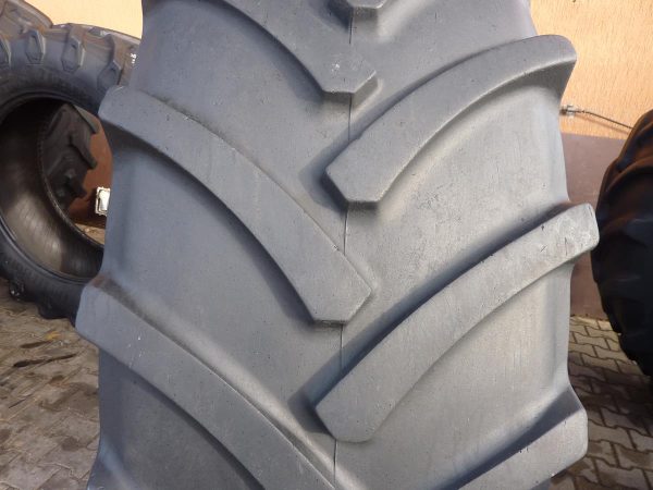 Opona używana rolnicza 650/65R42 CONTINNTAL CONTRACT 1800zł W3314 - obrazek 6