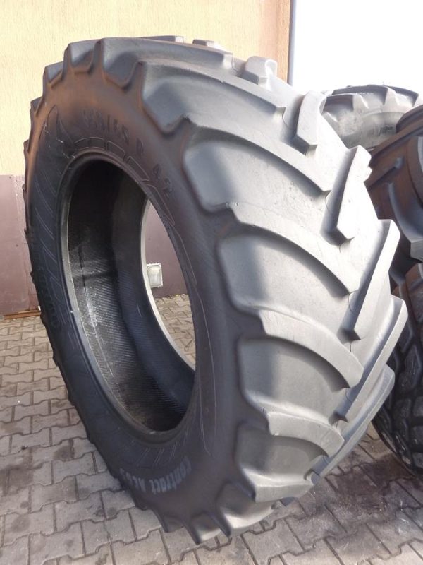 Opona używana rolnicza 650/65R42 CONTINNTAL CONTRACT 1800zł W3314 - obrazek 8