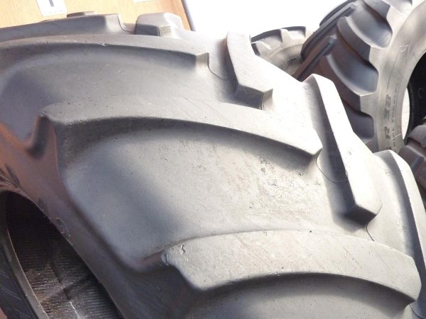 Opona używana rolnicza 650/65R42 CONTINNTAL CONTRACT 1800zł W3314 - obrazek 9