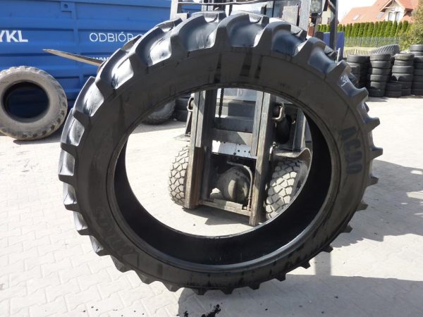 Opona używana rolnicza 300/95R42 MITAS AC90 1200zł W1742 - obrazek 2