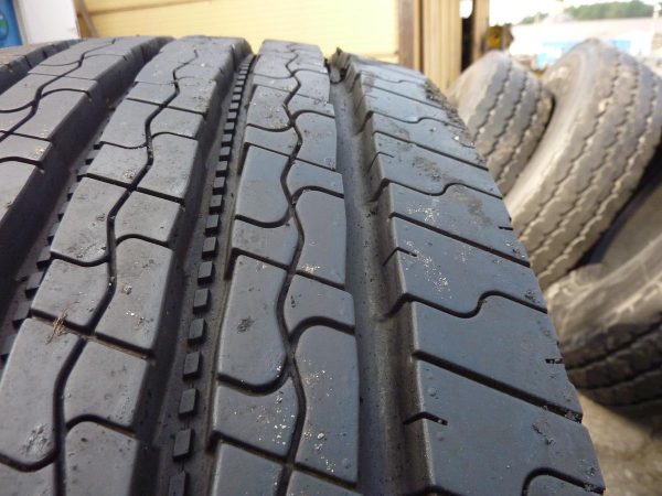 Opona używana ciężarowa 315/70R22.5 TRIANGLE TR685; 600zł C1405 - obrazek 6