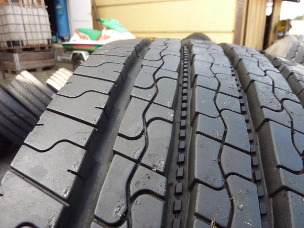 Opona używana ciężarowa 315/70R22.5 TRIANGLE TR685; 600zł C1405 - obrazek 7