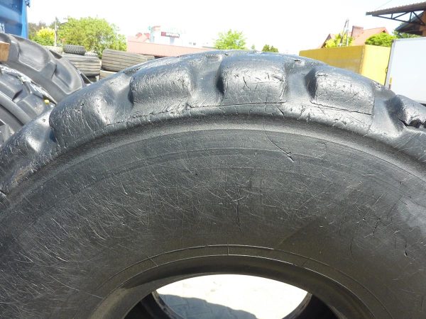 2x Opona używana przemysłowa 23.5R25 MARANGONI 2300zł W3348 - obrazek 3