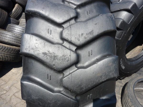 4 x Opona używana przemysłowa 17.5-25 MITAS EARTH MOVER EM-20 900zł W3355 - obrazek 2