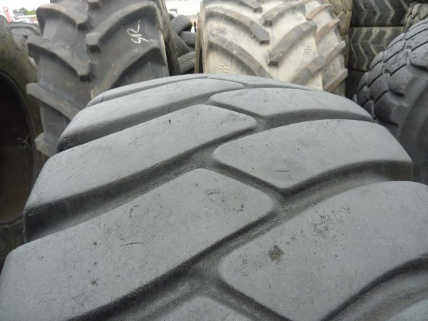 Opona używana przemysłowa 26.5-25 GENERAL LCM 1000zł W3366 - obrazek 5