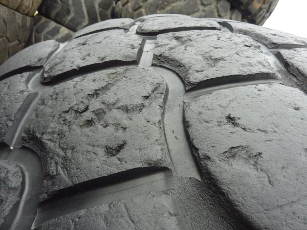 Opona używana przemysłowa 29.5R25 MICHELIN X-SLIPER 2200zł W3367 - obrazek 6